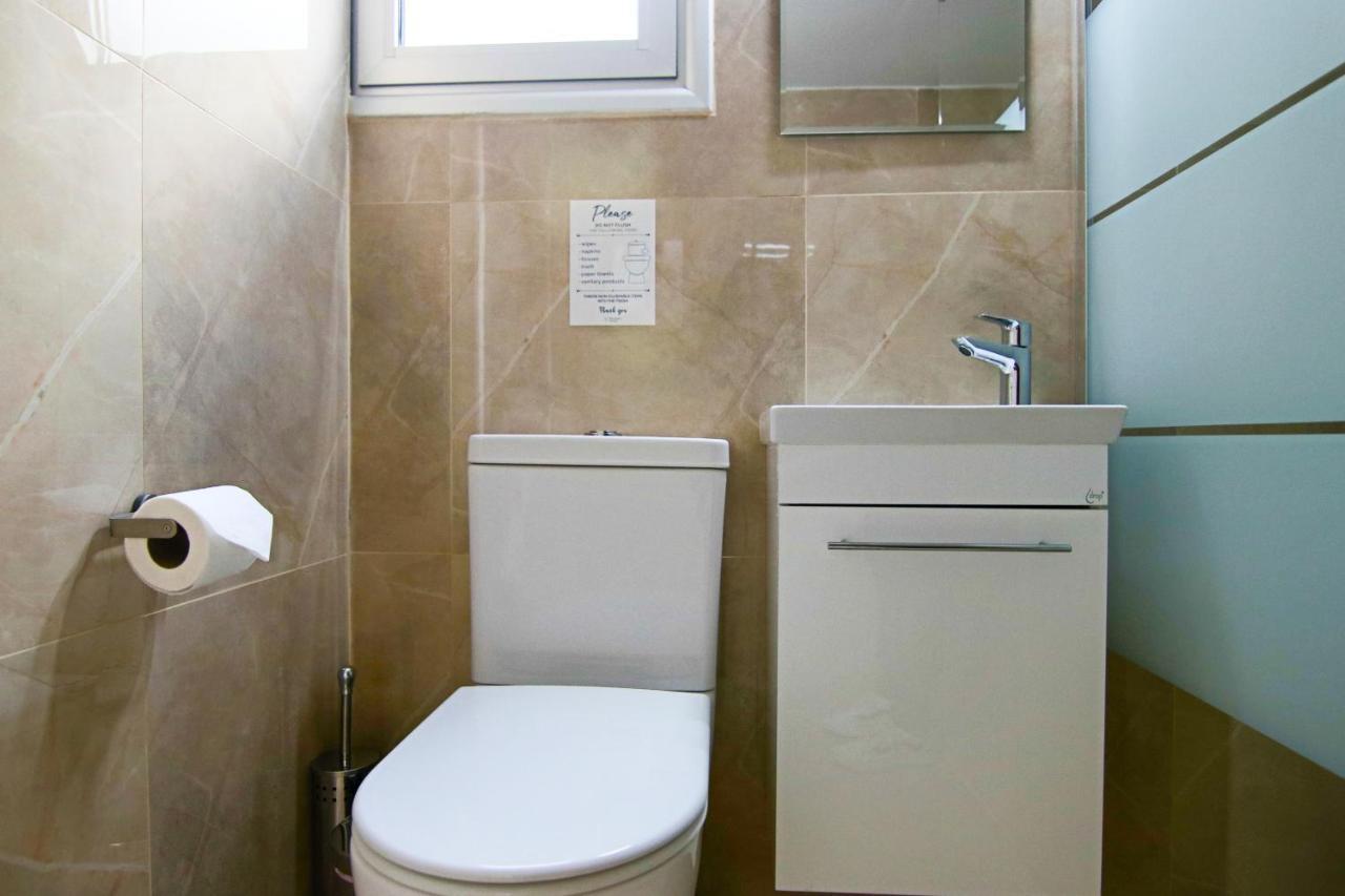 Paphos Phaedrus Living Seaside Residence Lighthouse 70 מראה חיצוני תמונה